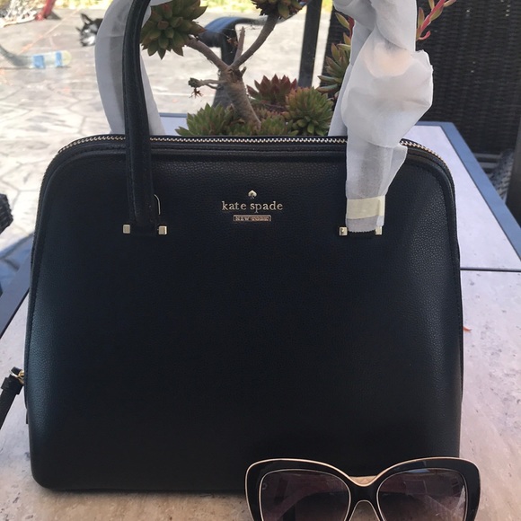 kate spade Handbags - Kate Spade Satchel ♥️♣️♥️♣️